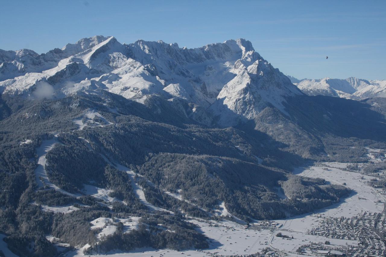 Ferienwohnung Am Kurpark -Wohnung 2,90Qm- Garmisch-Partenkirchen Exterior foto